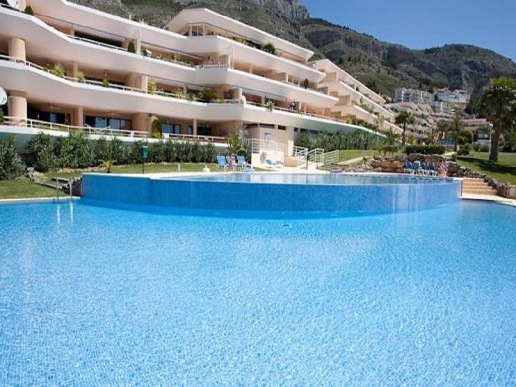 Ashanti Bay Luxury Golf Apartment Алтеа Номер фото
