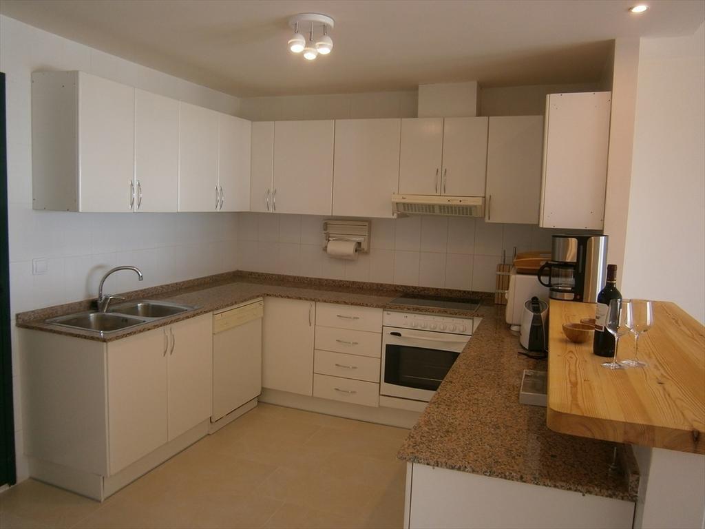 Ashanti Bay Luxury Golf Apartment Алтеа Номер фото